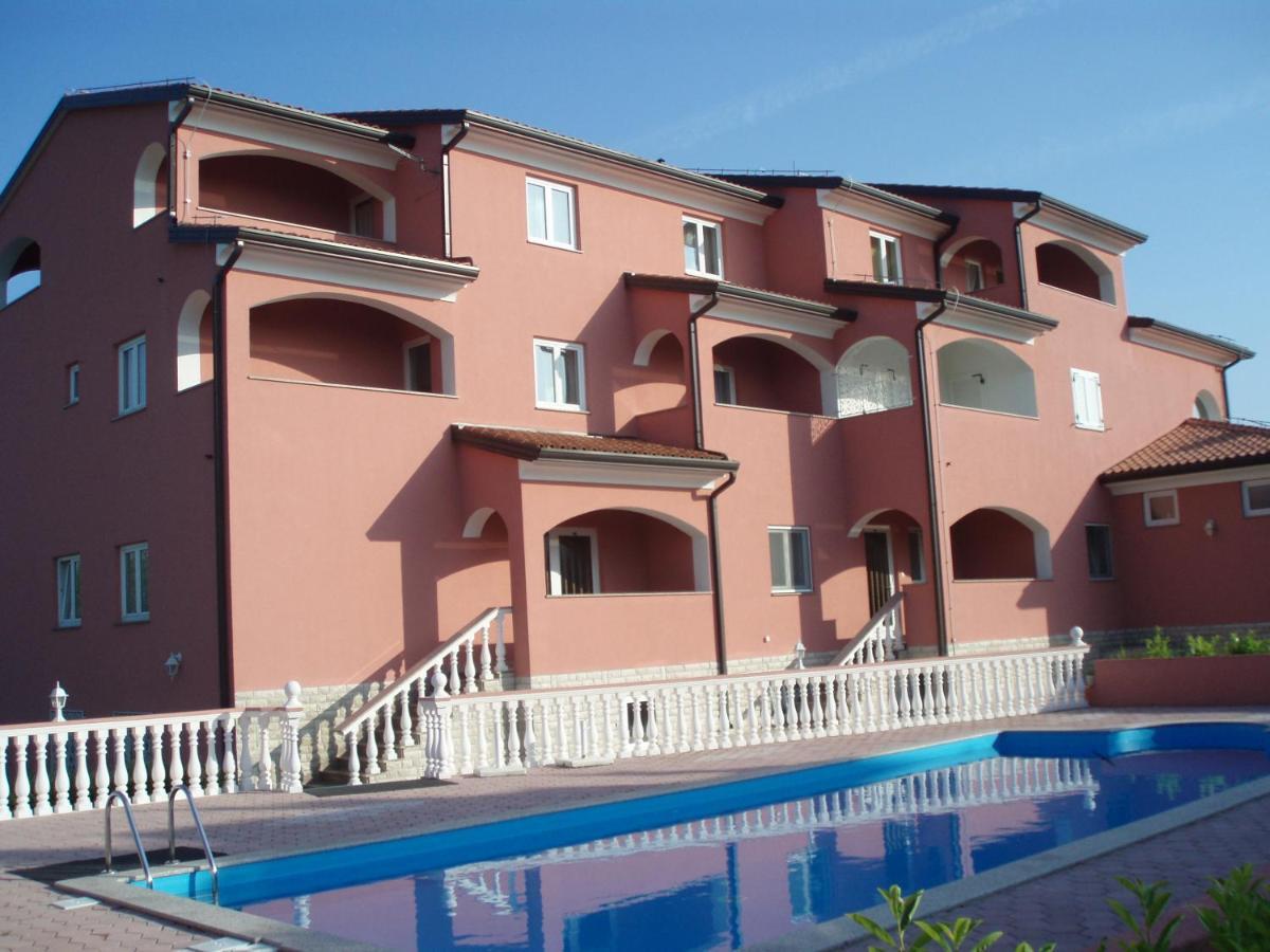 Villa Chiara Krnica Luaran gambar